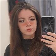 Je peux enseigner sur le français, l'anglais, l'italien, ainsi que la S.V.T